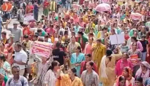 मूल निवास और भू कानून को लेकर ऋषिकेश में महारैली