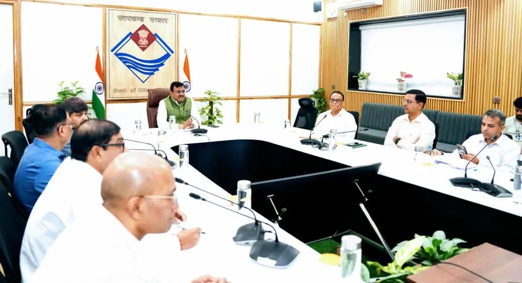 ईएपी परियोजनाओं की समीक्षा में मुख्य सचिव सख्त, समयबद्ध कार्यों पर जोर