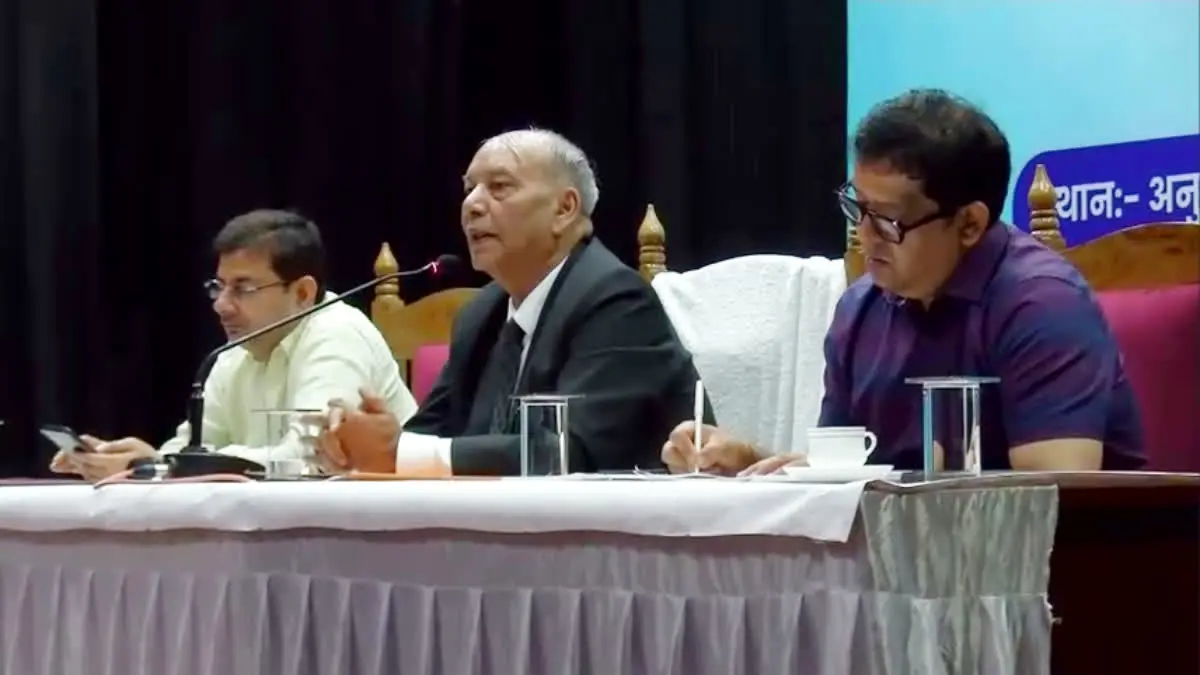 UKSSSC पेपर लीक पर जनसंवाद, अभ्यर्थियों ने उठाई परीक्षा रद्द करने की मांग