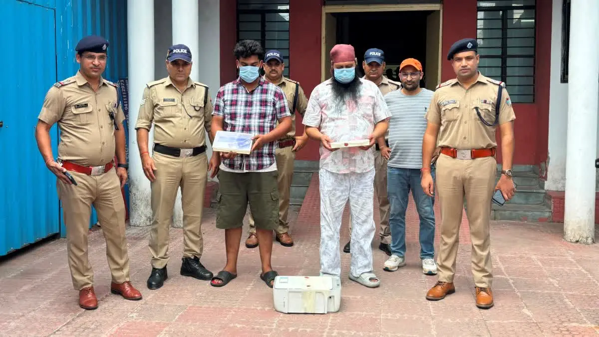 हरिद्वार में नकली नोट गैंग का बड़ा खुलासा, पंजाब से दो मास्टरमाइंड गिरफ्तार